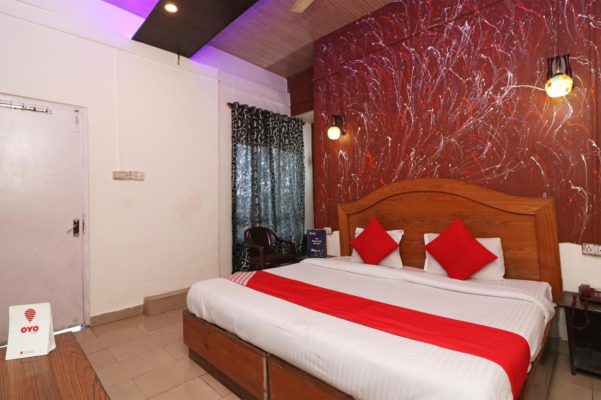 Flagship Dolphin Hotel Barasat Exterior foto